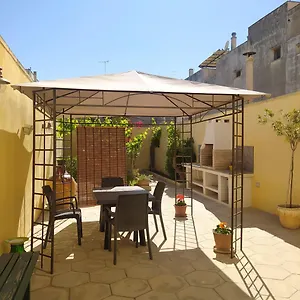 Appartamento La Casetta Con Cortile, Lecce